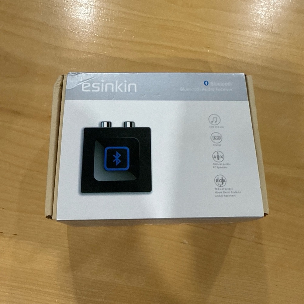 Esinkin Bluetooth Audio Adapter Receiver For Music Streaming Stereo Speaker NEW